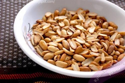 Торт Сникерс.   Ингредиенты: 03