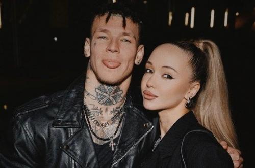 Роман Niletto и Екатерина золотовская начался неожиданно - с обычного сообщения в соцсетях. 02