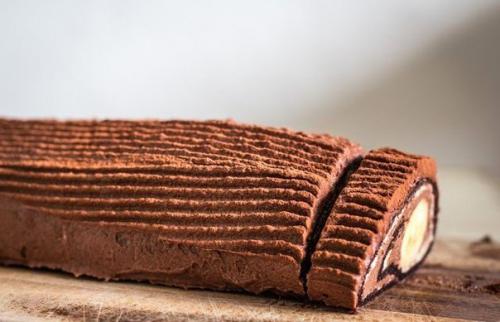 Шоколадно - банановый рулет за 15 минут? 07