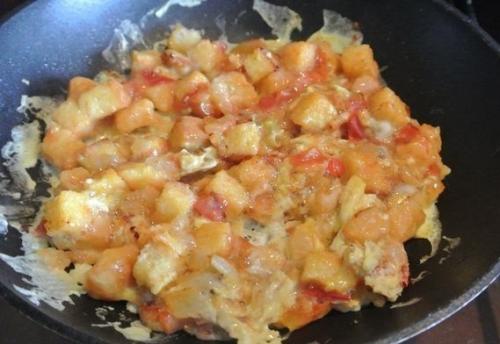 Яичница по-французски.   На 1-2 порции понадобится: 03