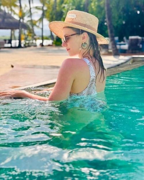 Лизa арзaмaсовa делится отпускными фото. 06