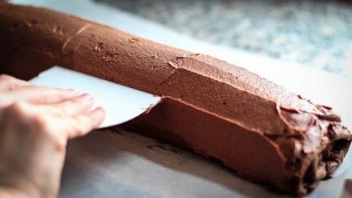 Шоколадно - банановый рулет за 15 минут? 05