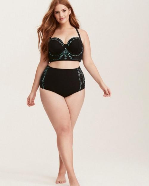 Американка бри киш состоит сразу в нескольких модельных агентствах и снимается для брендов купальников. 09