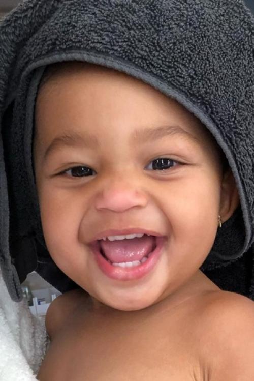 У малышки сторми появился инстаграм, но правда закрытый. 04