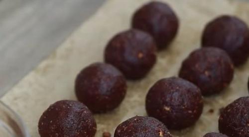 Пирожное картошка.  Ингредиенты: 05