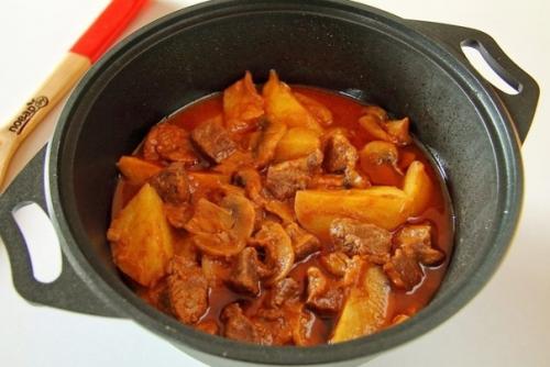 Меджимурский гуляш. Ингредиенты: 02 Меджимурский гуляш. Ингредиенты: 02