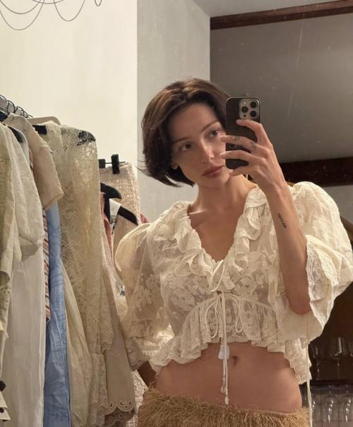 Пашем, Доим, Убираем, мы Квасим: Анастасия ивлеева деревенскими луками хвастается. 01