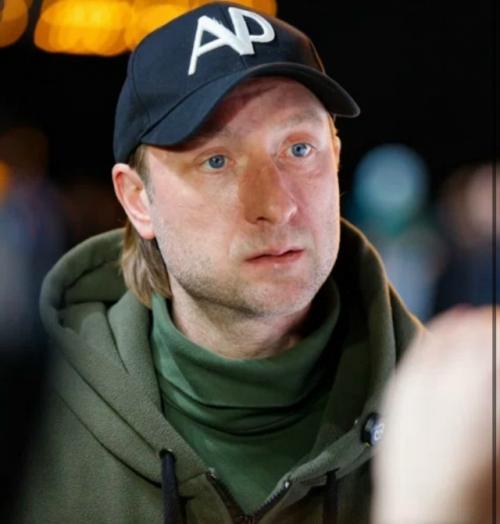 Евгений Плющенко впервые прокомментировал переход старшего сына в сборную Азербайджана: 

