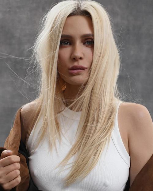 41-Летняя звезда сериала Универ Наталья Рудова устроила настоящую горячую фотосессию, которая взорвала социальные сети! 01