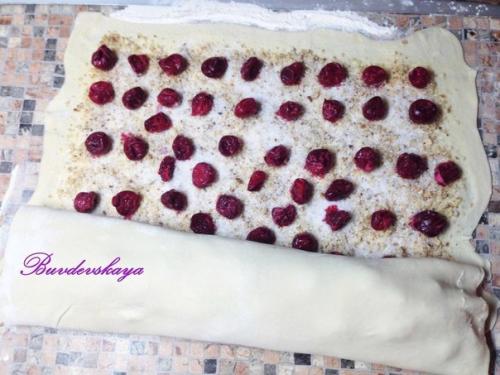 Ленивый штрудель с вишней и орехами. 04 Ленивый штрудель с вишней и орехами. 04