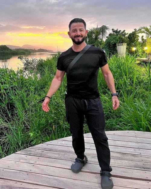 Пользователи сети сравнили похудевшего галустяна с Павлом Дуровым. 02