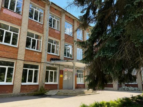 В школах владимирской области продолжается реализация проекта депутата госдумы от единой России Григория Аникеева Центр Развития Семьи. 01