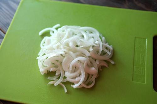 Бефстроганов. Тебе понадобится: 02 Бефстроганов. Тебе понадобится: 02