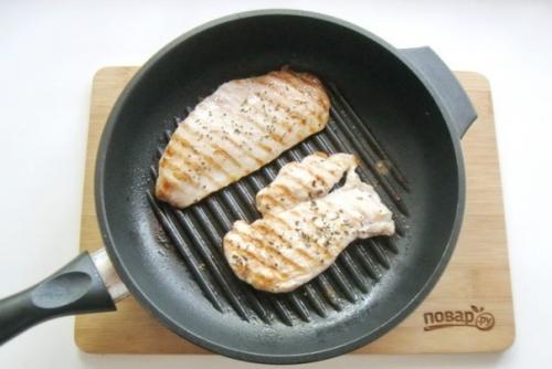 Куриная грудка на сковороде - гриль. 02 Куриная грудка на сковороде - гриль. 02