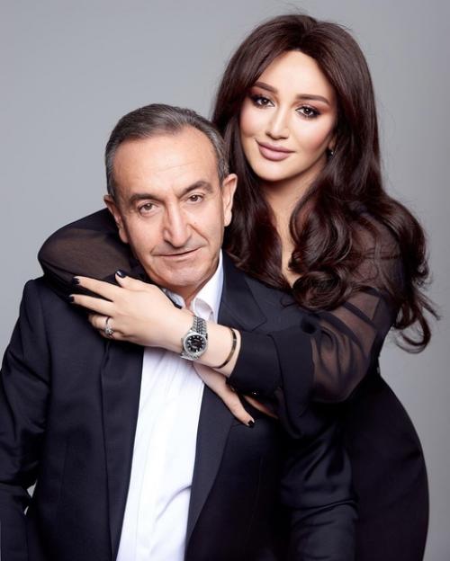 Гоар аветисян показала фото со своим отцом! 04