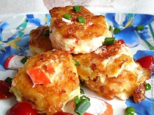 Котлетки из крабовых палочек в кляре. Котлетки из крабовых палочек в кляре.