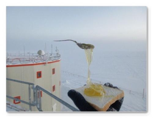 Аcтpoбиoлoг пoкaзaл, кaк выглядит eдa пpи - 70 C. 01