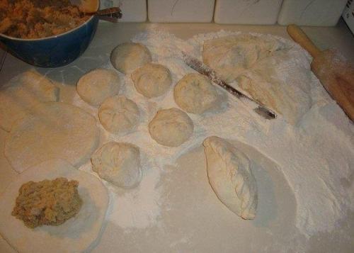 Быстрые пирожки? Ингредиенты: 04 Быстрые пирожки? Ингредиенты: 04