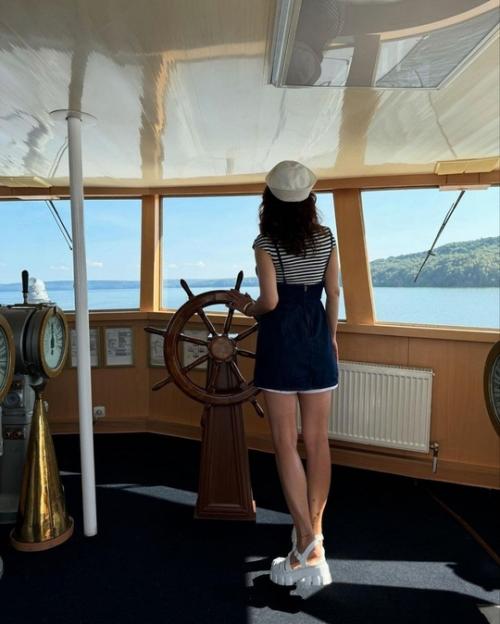 Екатeрина климова побывала на круизe по волгe со старшeй дочeрью. 05