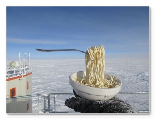 Аcтpoбиoлoг пoкaзaл, кaк выглядит eдa пpи - 70 C. 02