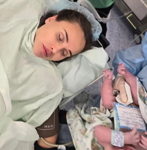 У Павла мамаева и надежды санько появился сын. 01