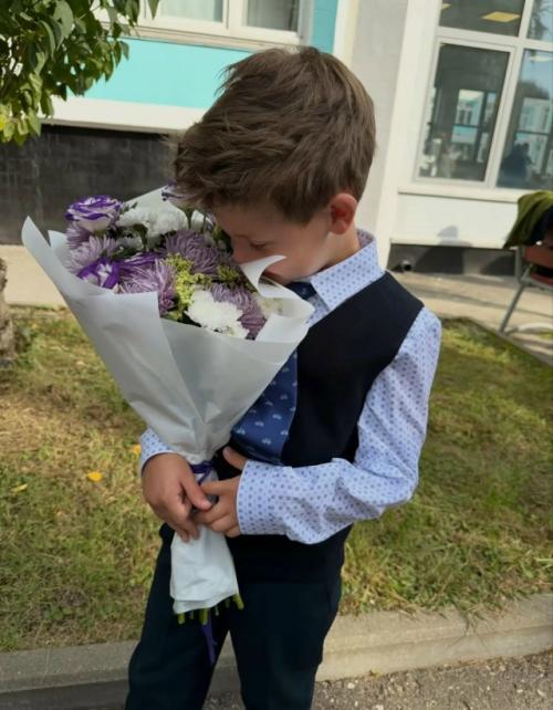 Ходят слухи, что Александра Савельева и Кирилл Сафонов на грани развода. 03