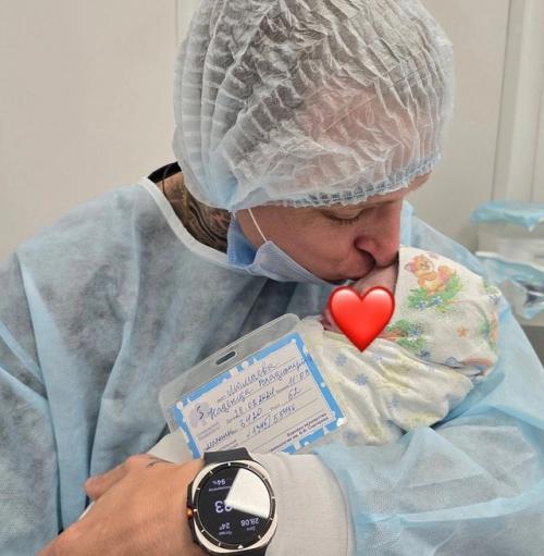 У Павла мамаева и надежды санько появился сын. 02