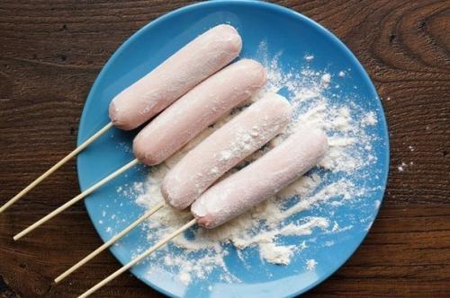 Корн дог (или сосиска в тесте. 03 Корн дог (или сосиска в тесте. 03