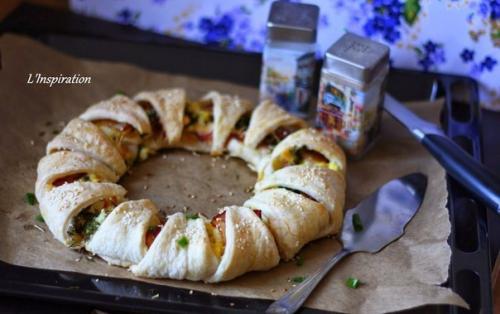 Пирог - венок с беконом, яйцами и сыром. 06 Пирог - венок с беконом, яйцами и сыром. 06