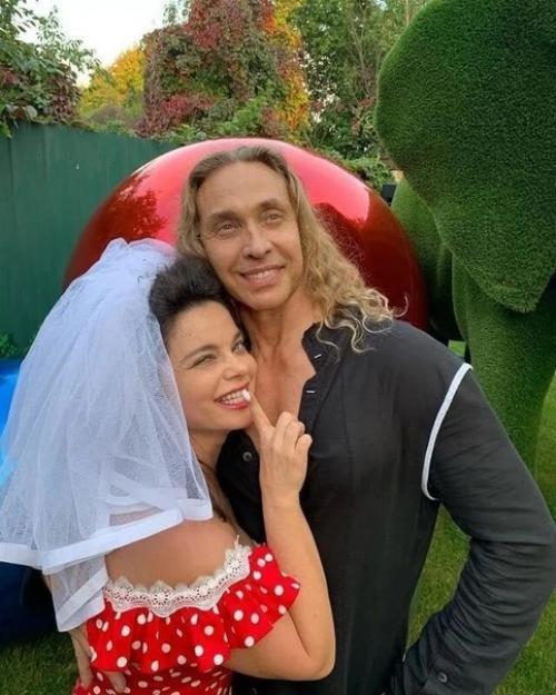 Интим был!  : Очередная актриса объявила себя любовницей Тарзана. 02