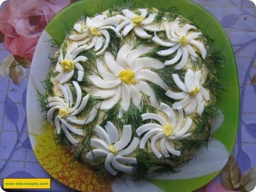 9 самых вкусных и необычно оформленных салатов к праздничному столу! 02