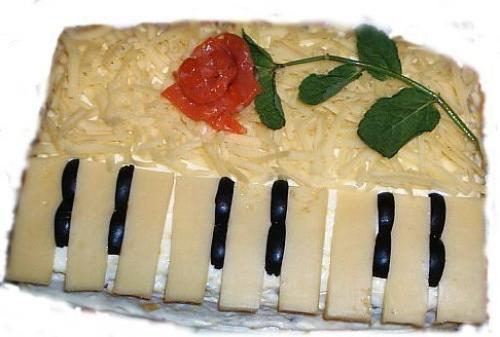 9 самых вкусных и необычно оформленных салатов к праздничному столу! 07