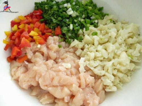 Куриные рубленые котлеты с цветной капустой и болгарским перцем? 02 Куриные рубленые котлеты с цветной капустой и болгарским перцем? 02