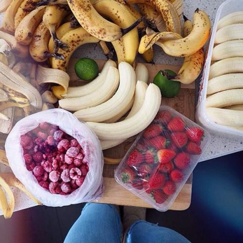 Жиросжигающая диета.
Забирай на стену? 

