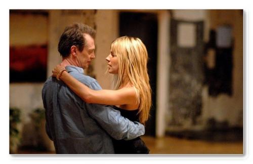 Как заделать шов между ванной и стеной! 01