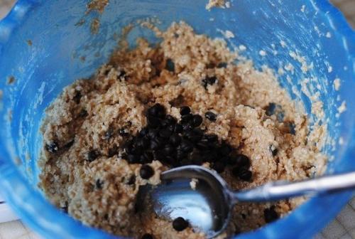 Овсяное печенье с бананом и шоколадом.