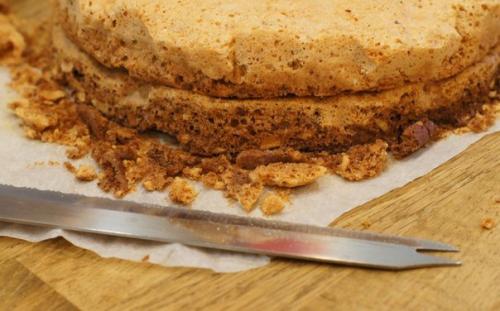 Киевский торт.   Ингредиенты на коржи: 04 Киевский торт.   Ингредиенты на коржи: 04