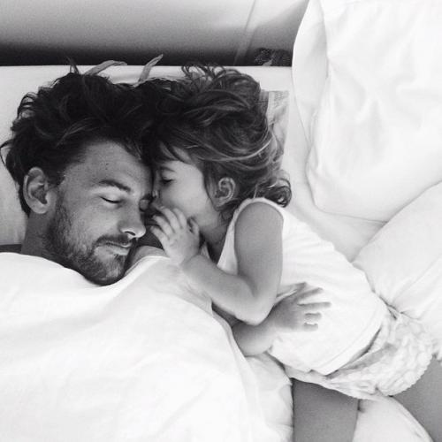 12 душевных историй о семье? 01