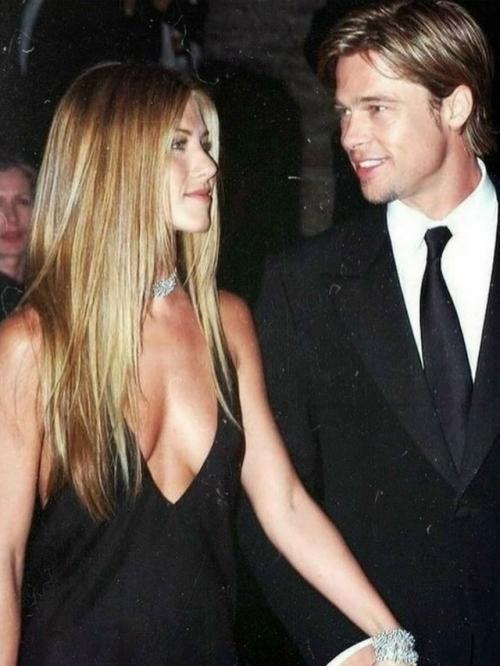 Дженнифер энистон впервые честно рассказала, почему у неё нет детей. 02