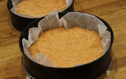 Киевский торт.   Ингредиенты на коржи: 03 Киевский торт.   Ингредиенты на коржи: 03