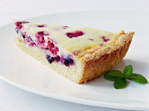 Песочный пирог со смородиной. Песочный пирог со смородиной.