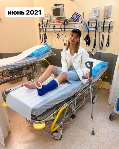Кристина асмус снова ногу во время спектакля травмировала. 02