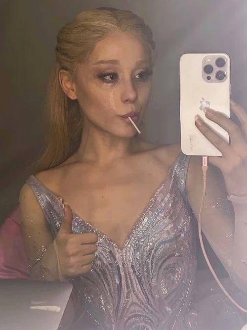 Эмоциональное прощание Арианы гранде с ролью глинды: почему реакция оказалась важнее самого события. 
