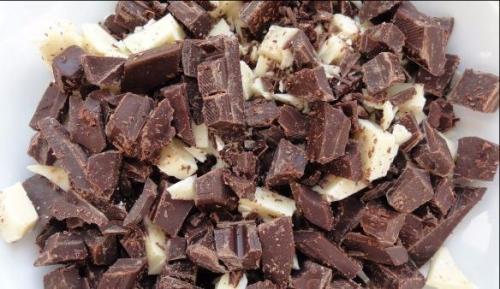 Маффины с кусочками шоколада. 01