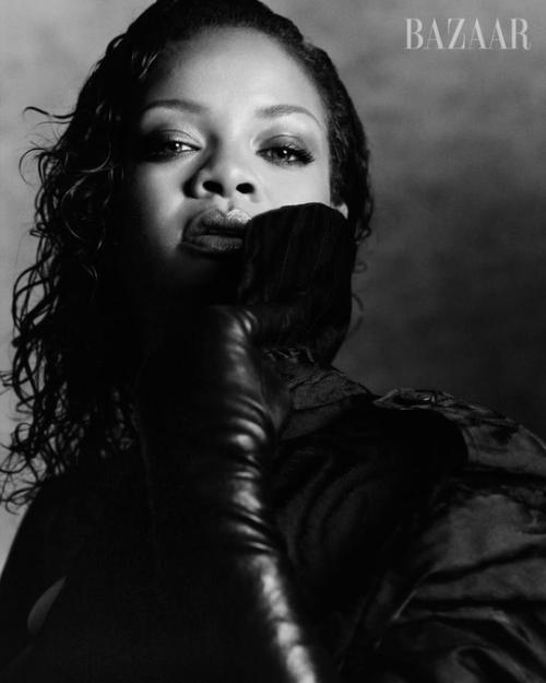 Омг!  Рианна для обложки нового американского номера Harper's Bazaar снялась. 03