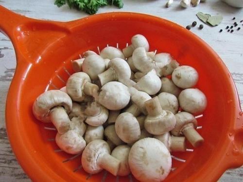 Шампиньоны по-корейски. Ингредиенты: 02 Шампиньоны по-корейски. Ингредиенты: 02