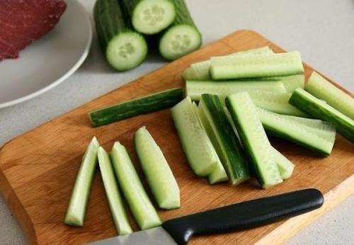 Огурцы с мясом по корейски. 01 Огурцы с мясом по корейски. 01