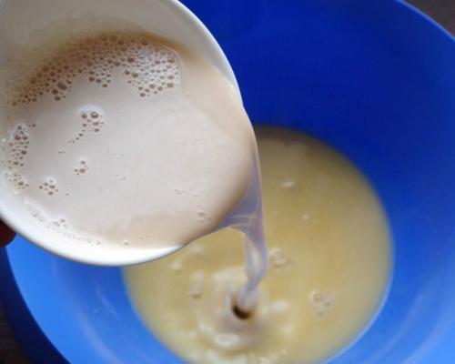 Ароматные булочки с корицей и сливочным кремом. 01 Ароматные булочки с корицей и сливочным кремом. 01