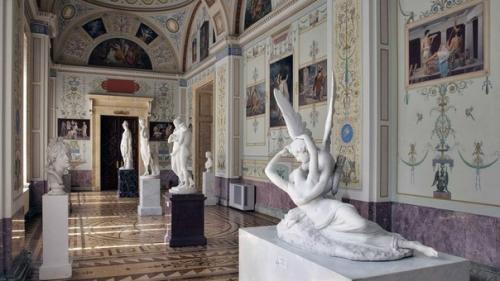 Уважаемые участницы!  Всегда делала маникюр с замачиванием. 04