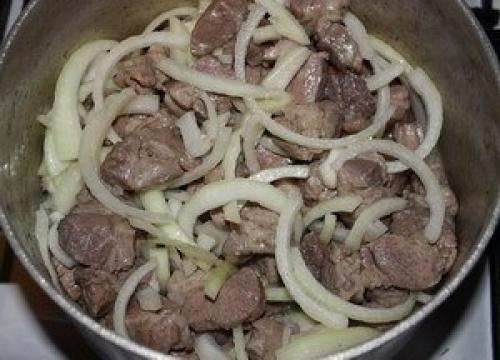 Мясо, тушеное с шампиньонами и сладким перцем. 03